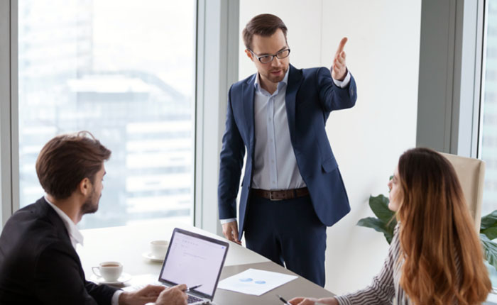 hakaret suçuna dava açma manisa avukat